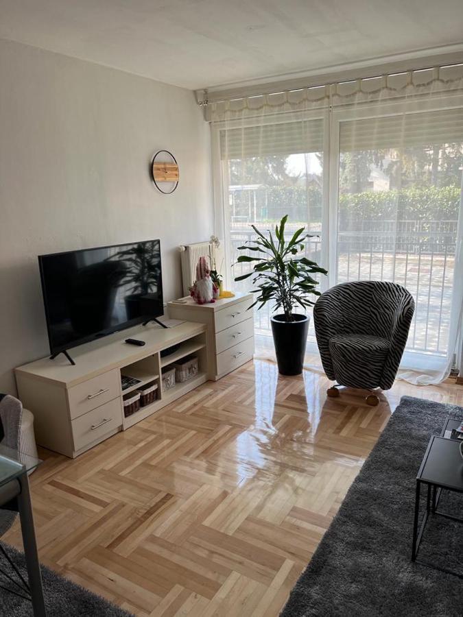 Apartman West - Private Parking Place زغرب المظهر الخارجي الصورة